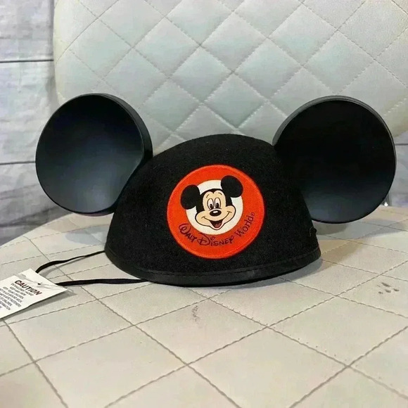 MAGIC KINGDOM Disney World Mickey Ears Hat Classic Adult Grand Marshall 21" NWT - Picture 1 of 4